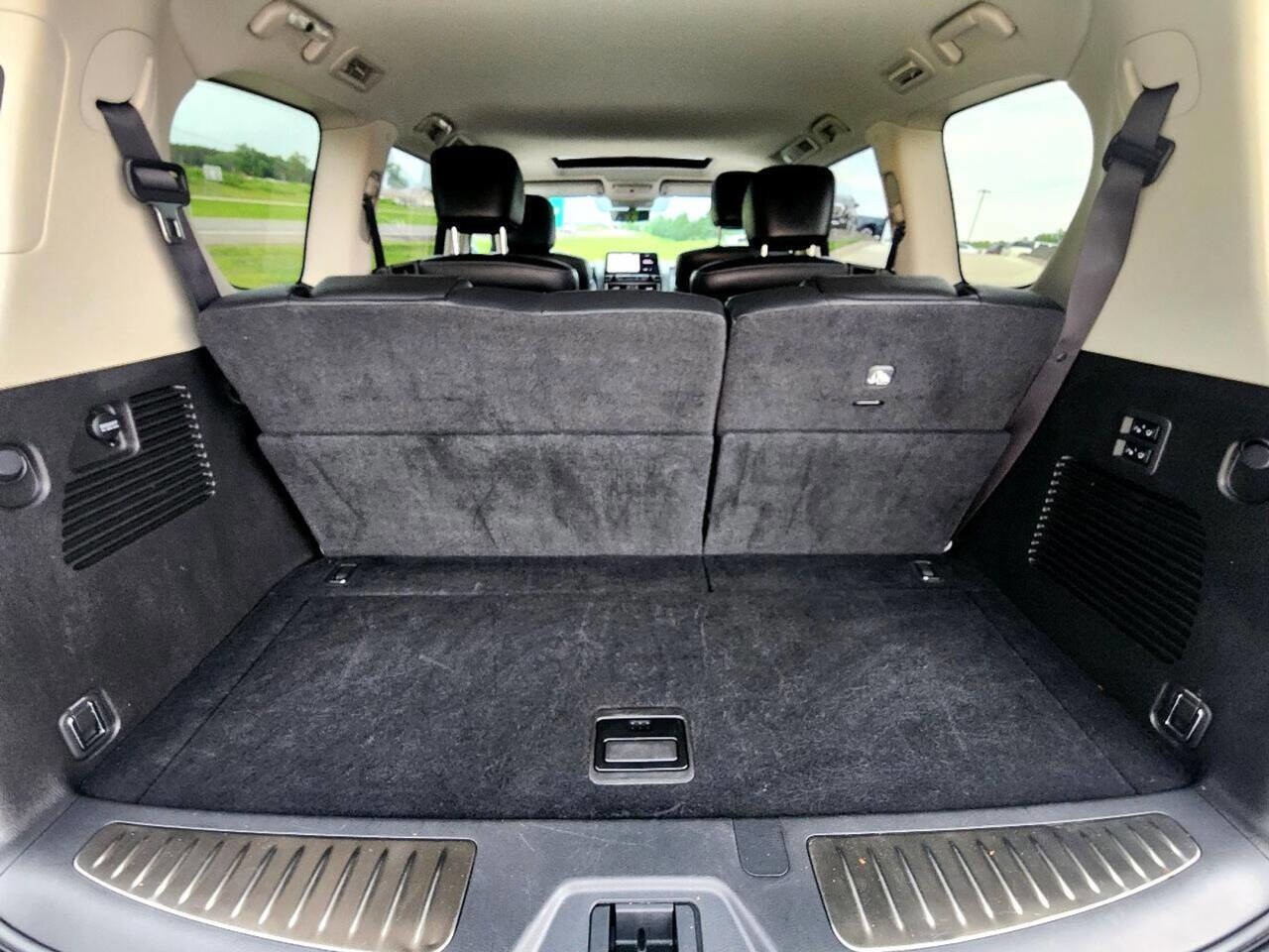 Used 2024 INFINITI QX80 Luxe image 38