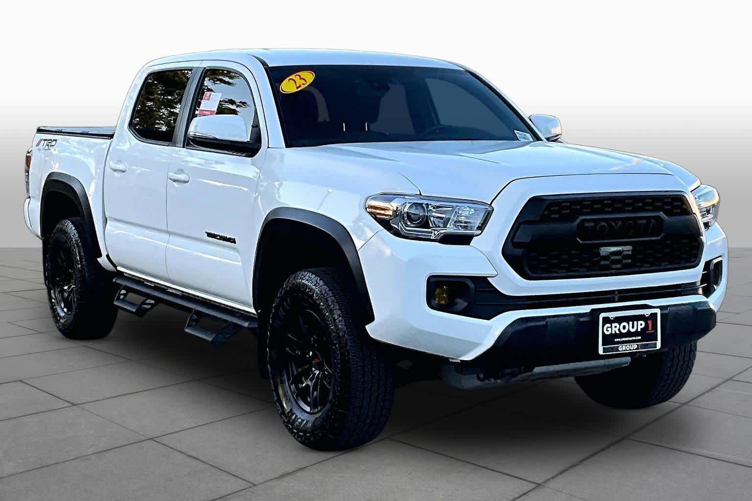 Certified 2023 Toyota Tacoma TRD Off-Road w/ Technology Package AWD/4WD image 2