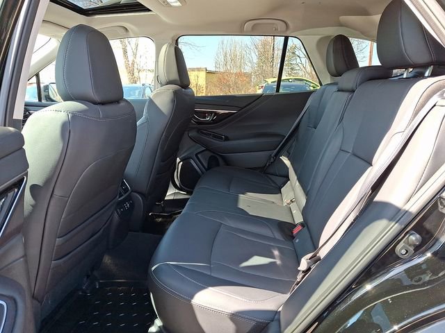 Used 2023 Subaru Outback Limited image 10