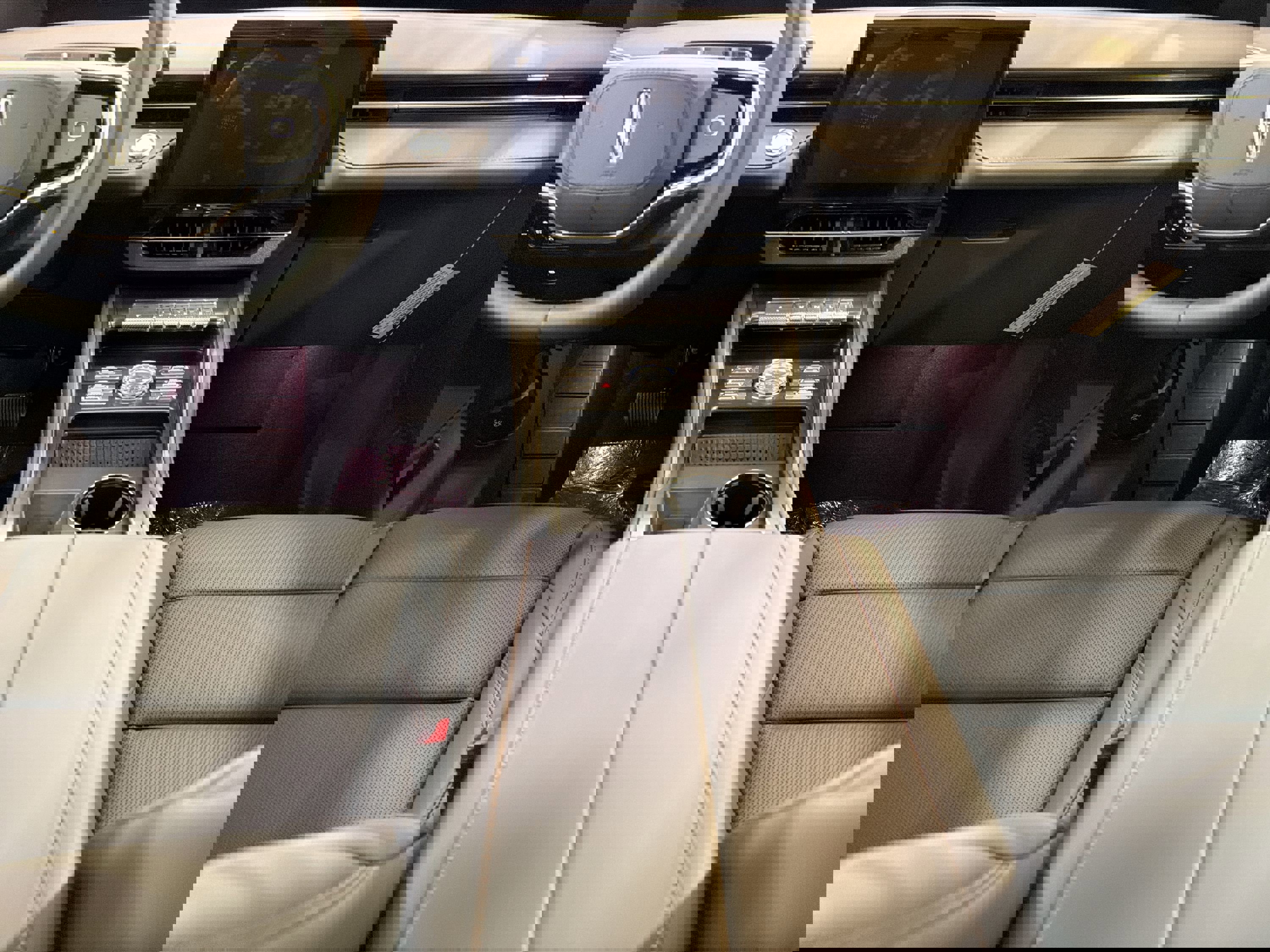 New 2026 Lincoln Nautilus Premier AWD/4WD image 22