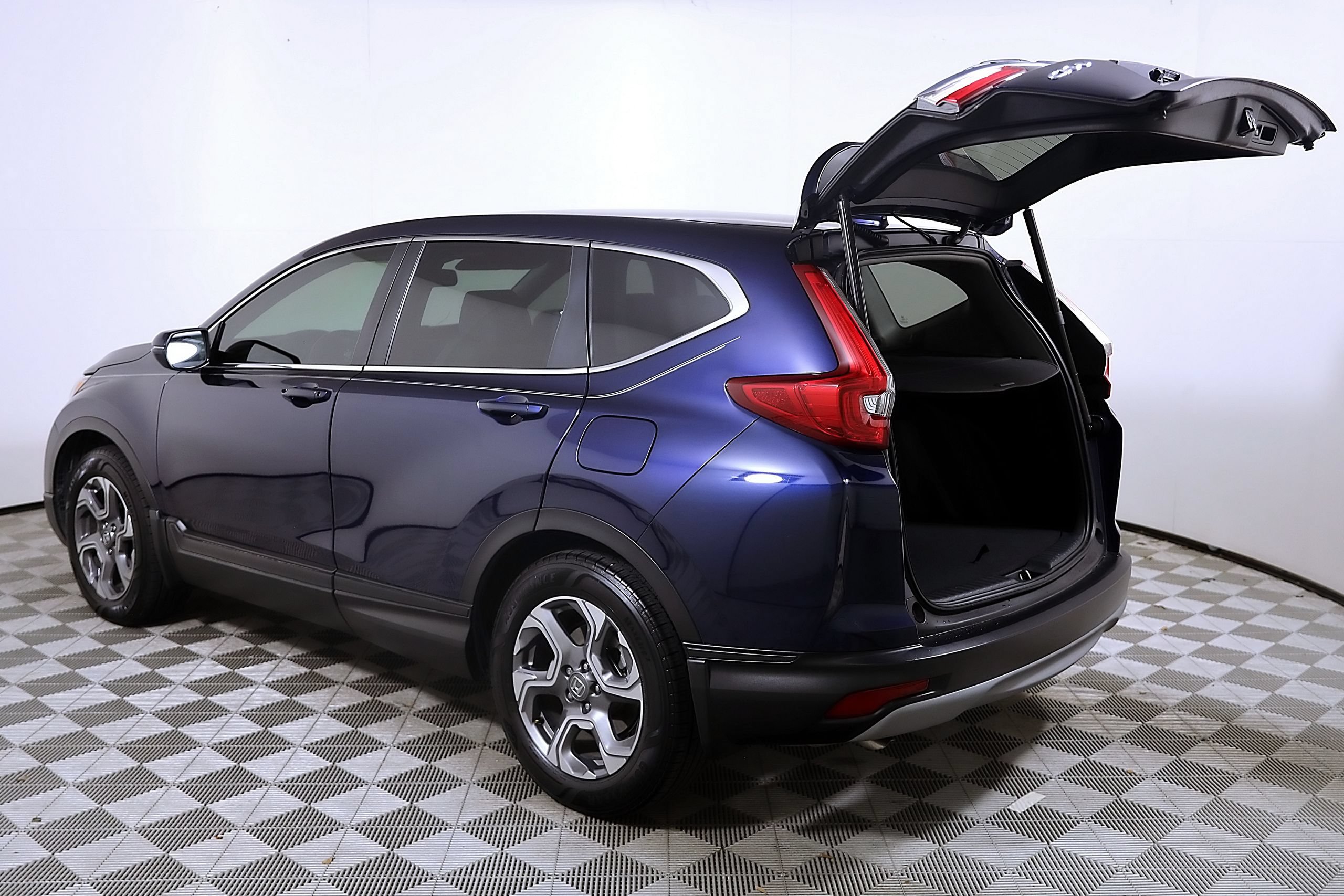 Used 2017 Honda CR-V EX-L image 9
