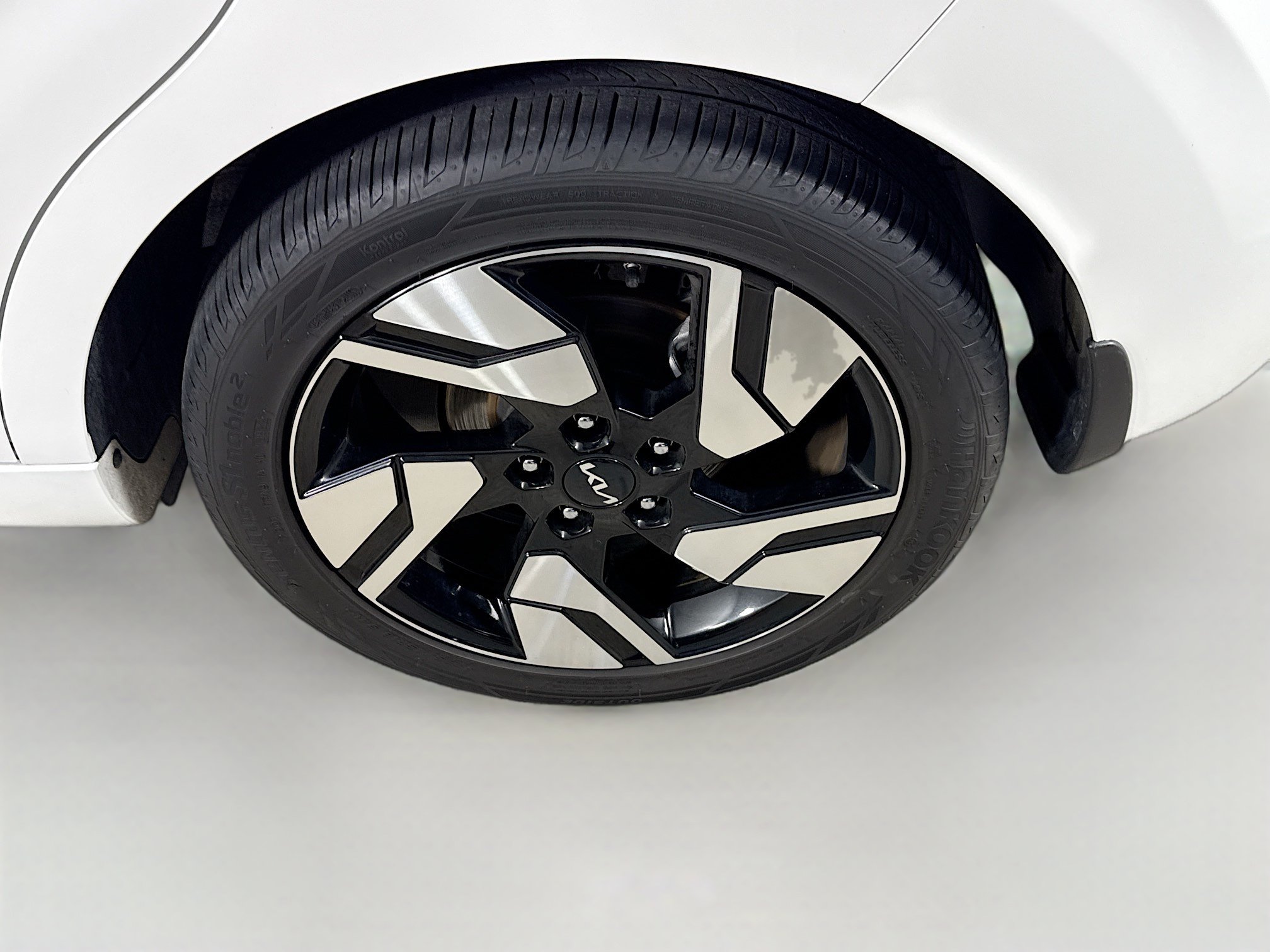 Used 2023 Kia Soul GT-Line FWD image 37