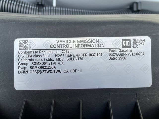 Used 2025 Chevrolet Express 2500 Extended w/ Communications Package image 41