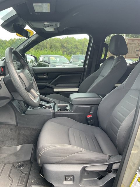 Used 2024 Toyota Tacoma TRD Sport AWD/4WD image 15