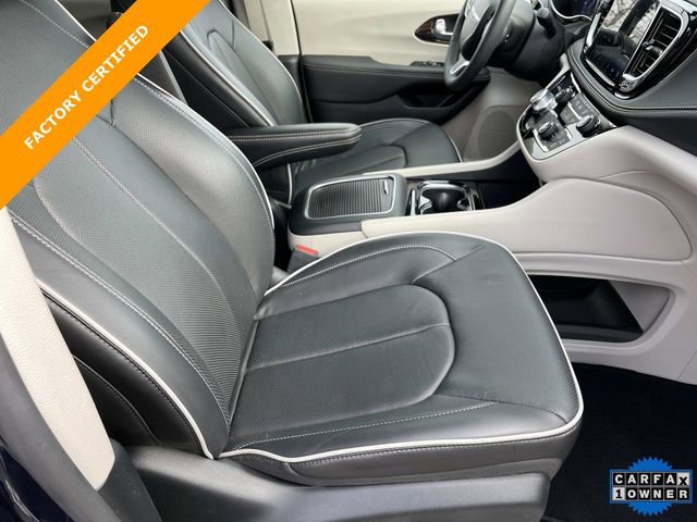 Used 2024 Chrysler Pacifica Limited image 26