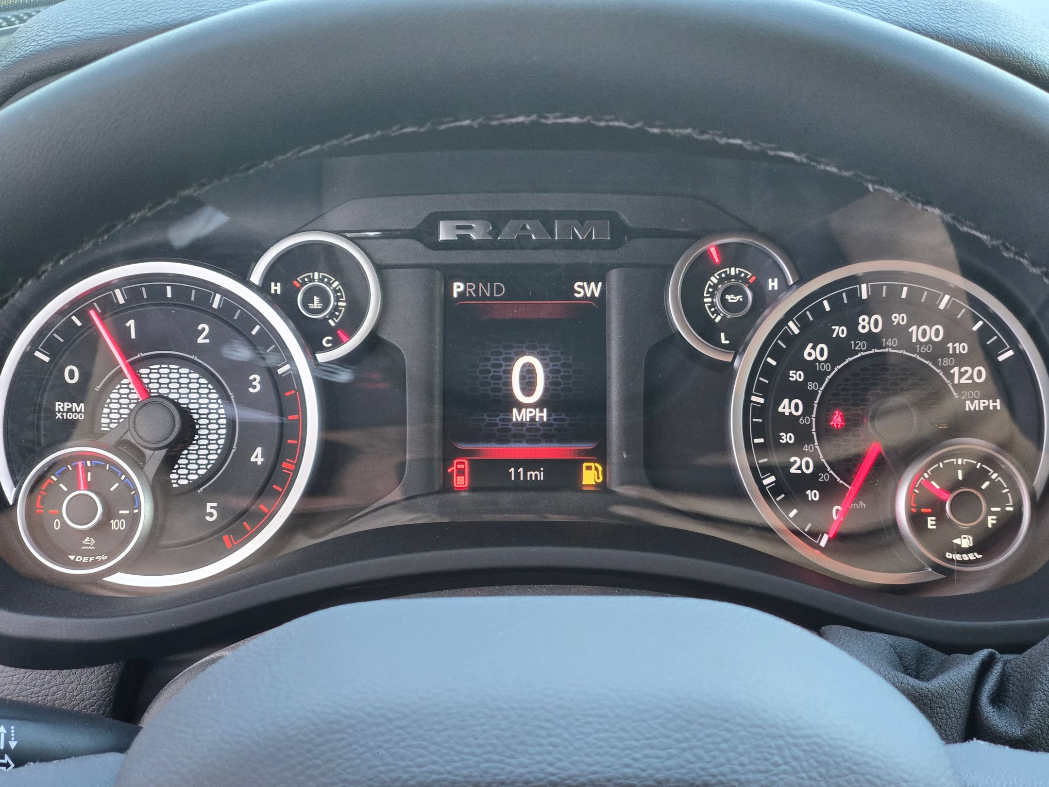New 2026 RAM 2500 Big Horn AWD/4WD image 13