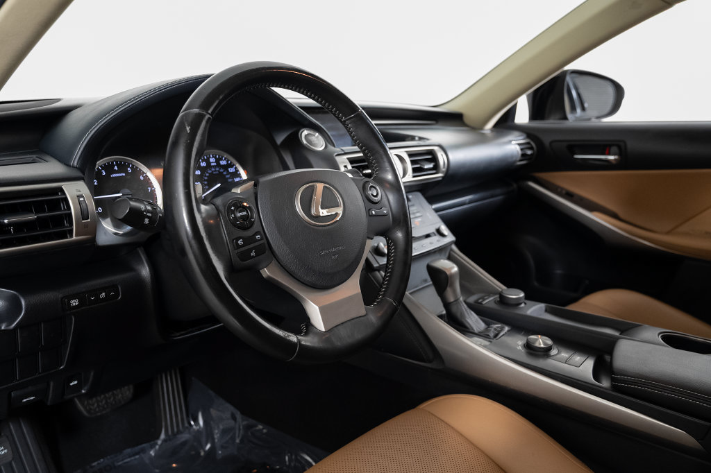 Used 2016 Lexus IS 200t RWD image 24