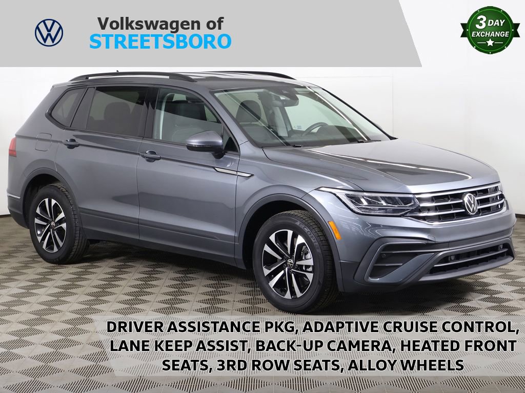 Used 2023 Volkswagen Tiguan S image 1