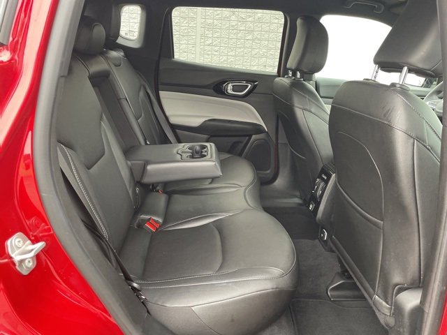 Used 2025 Jeep Compass Limited image 14