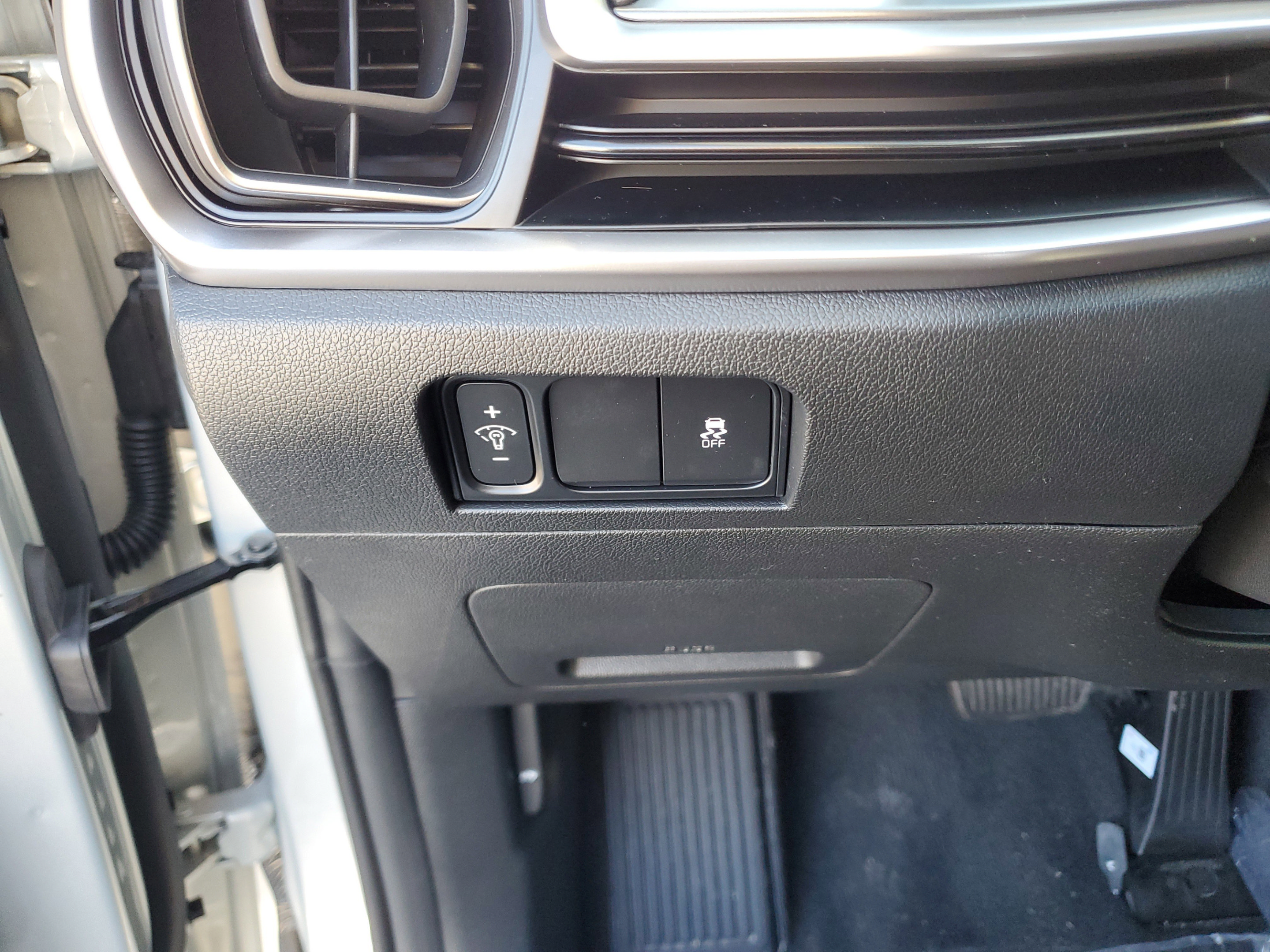 New 2026 Kia Sorento LX FWD image 28