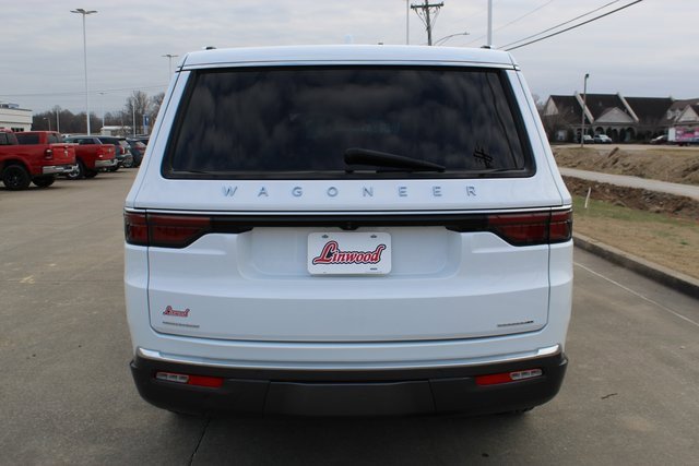 Used 2022 Jeep Wagoneer Series II w/ Advanced All Terrain Group image 4