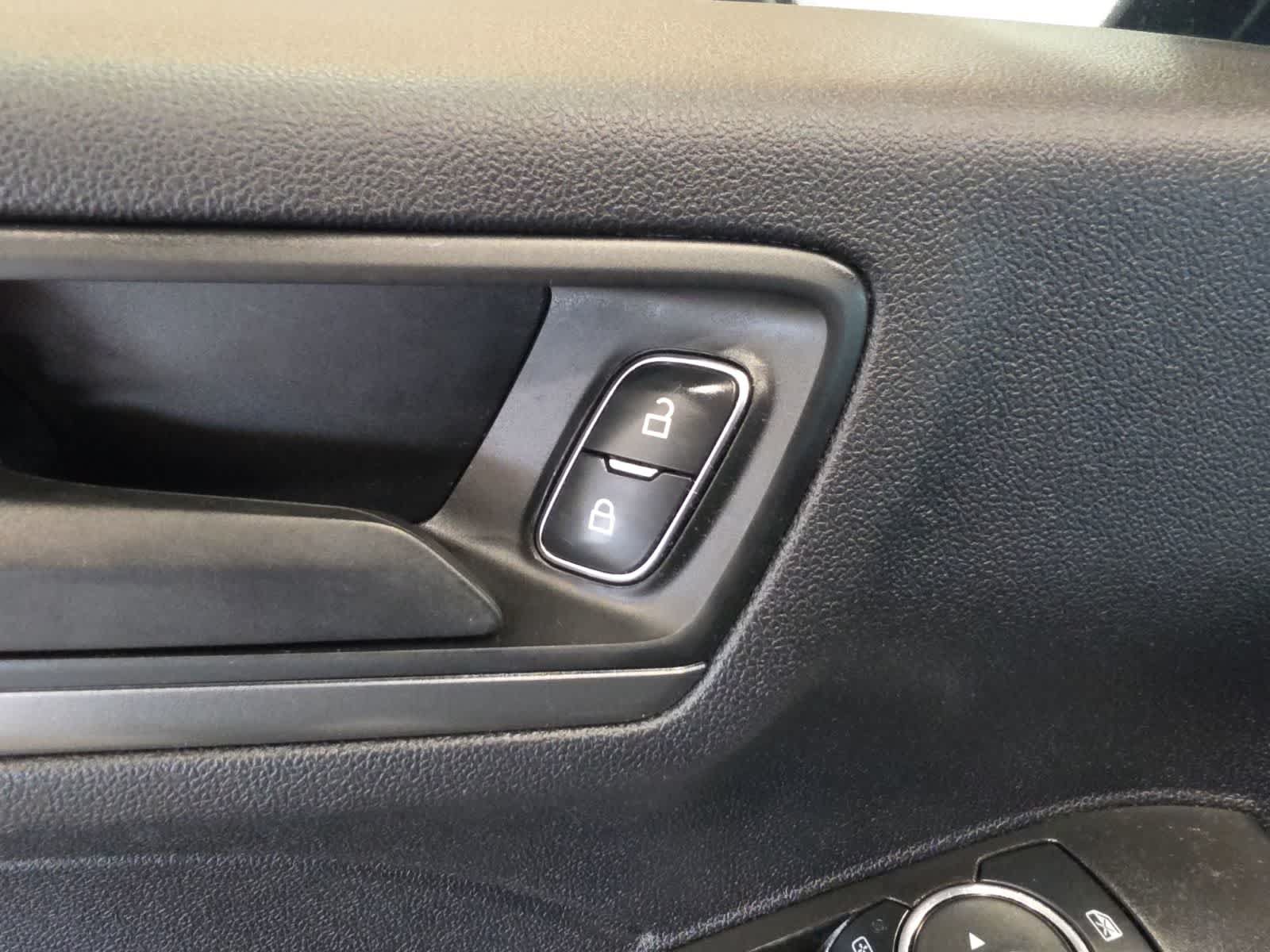 Used 2023 Ford Escape Active w/ Tech Pack #1 AWD/4WD image 17