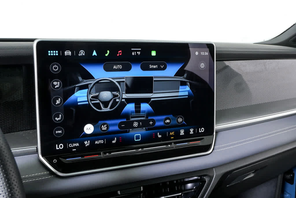 Certified 2025 Volkswagen Tiguan SE R-Line AWD/4WD image 19