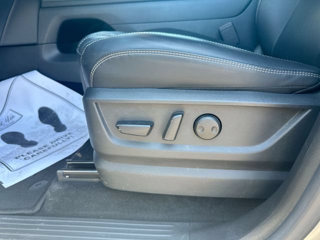 Used 2025 Nissan Armada PRO-4X AWD/4WD image 14