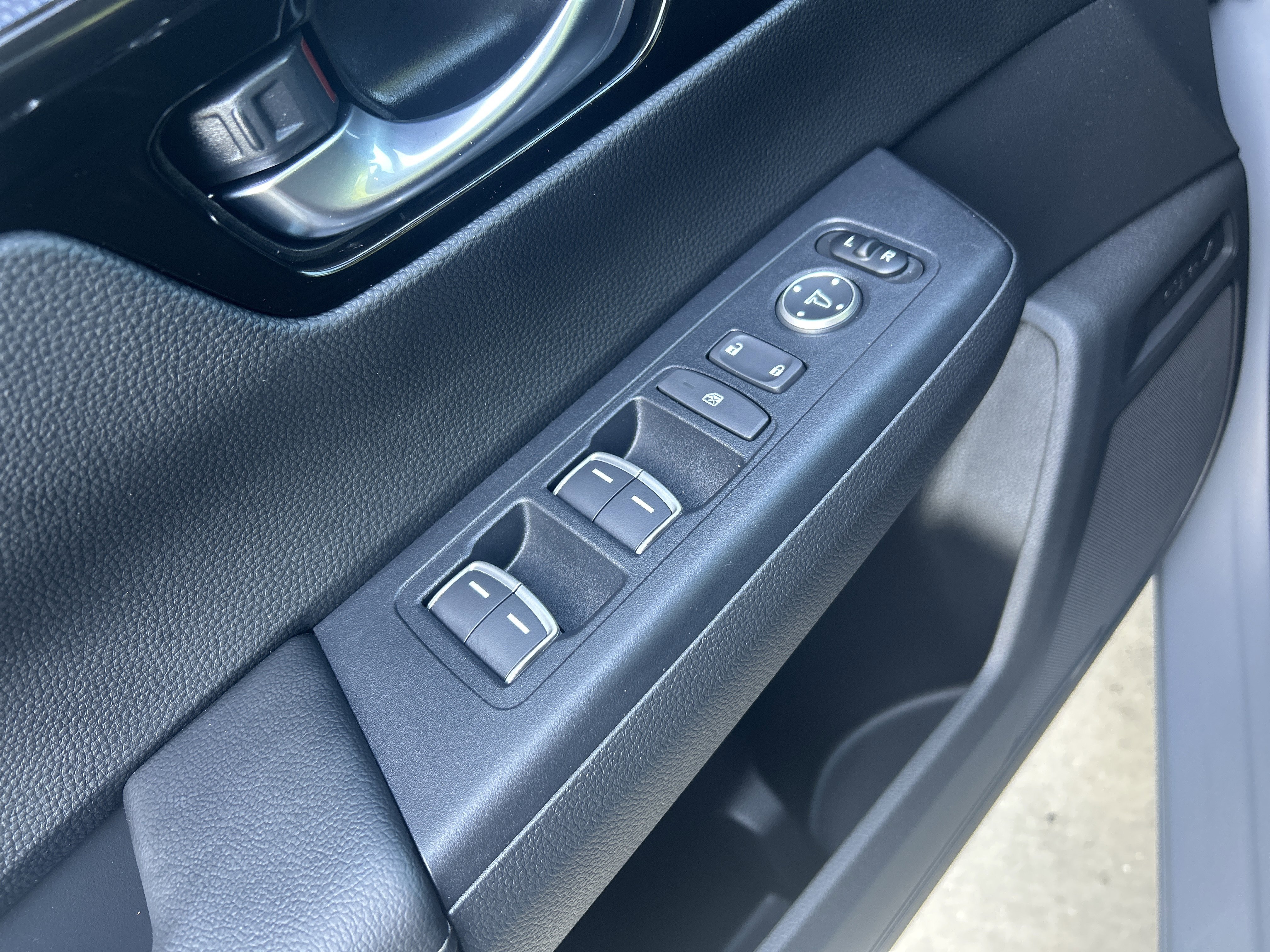 Certified 2025 Honda CR-V EX-L image 23