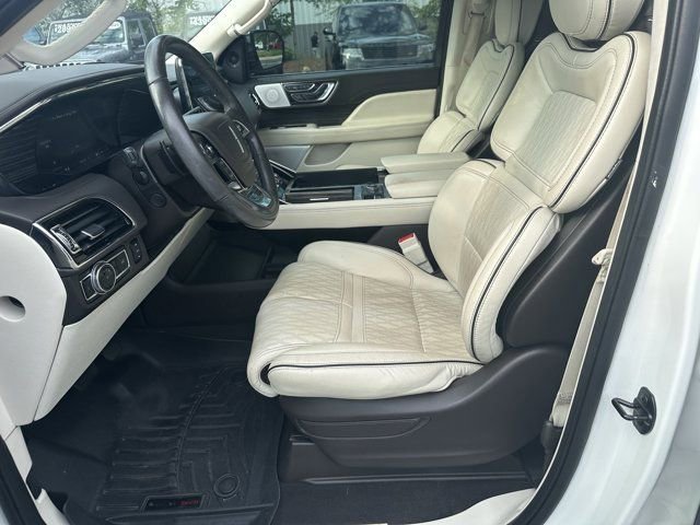 Used 2021 Lincoln Navigator Black Label w/ Cargo Convenience Package image 10