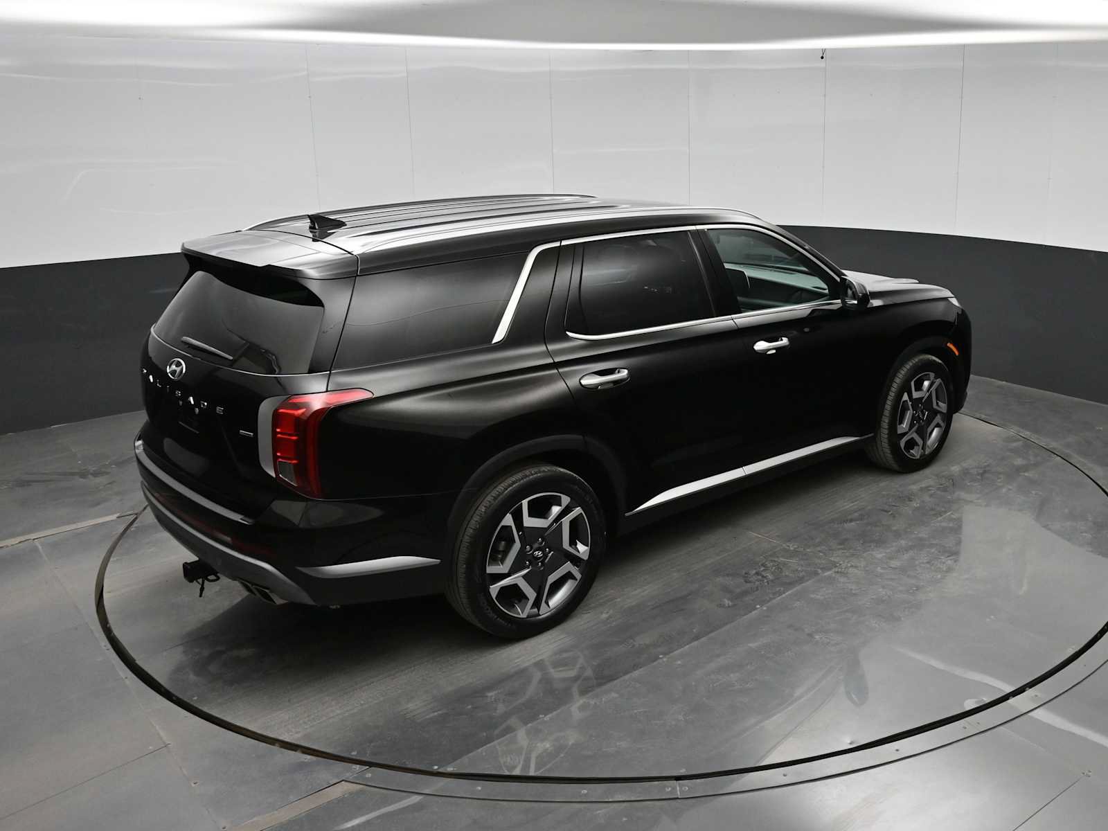 Used 2023 Hyundai Palisade SEL w/ Cargo Package AWD/4WD image 32