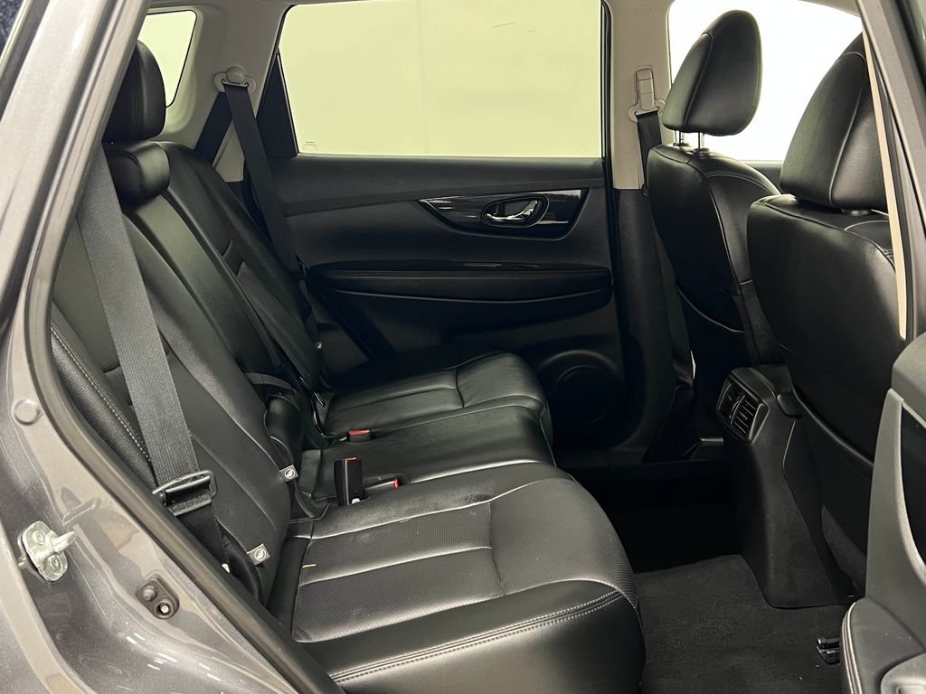 Used 2019 Nissan Rogue SL AWD/4WD image 31