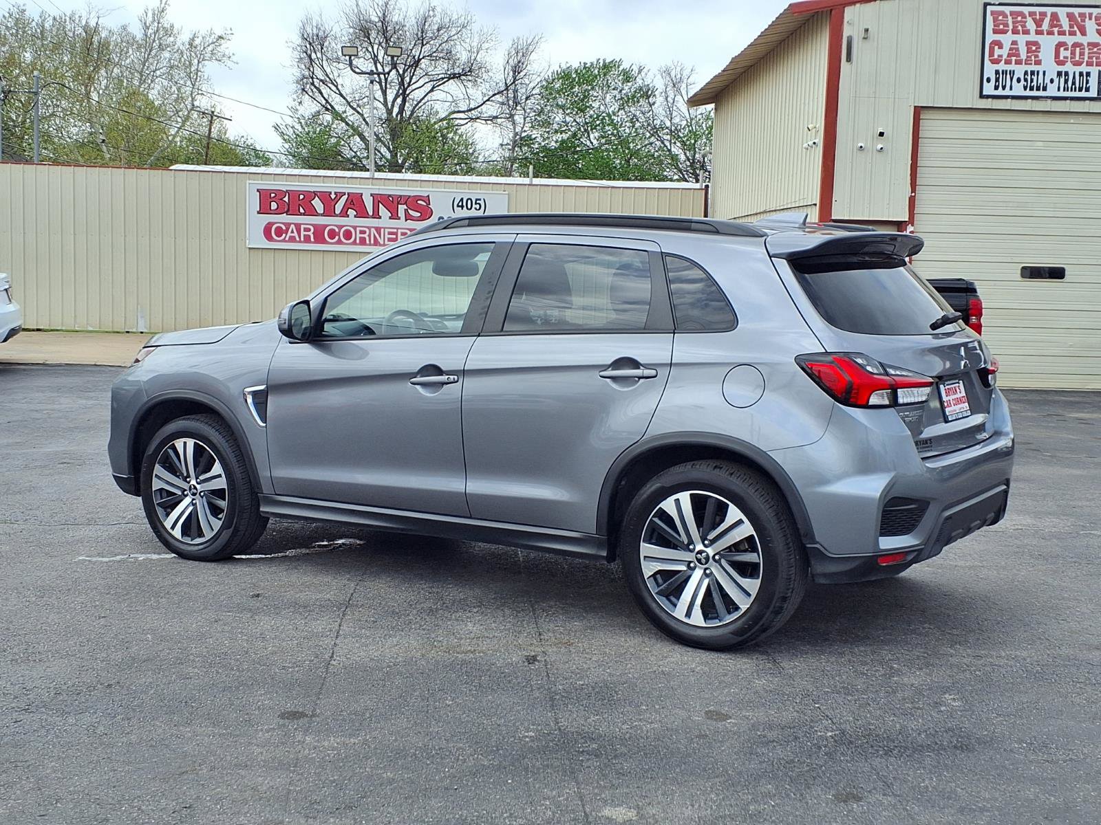 Used 2023 Mitsubishi Outlander Sport GT image 3