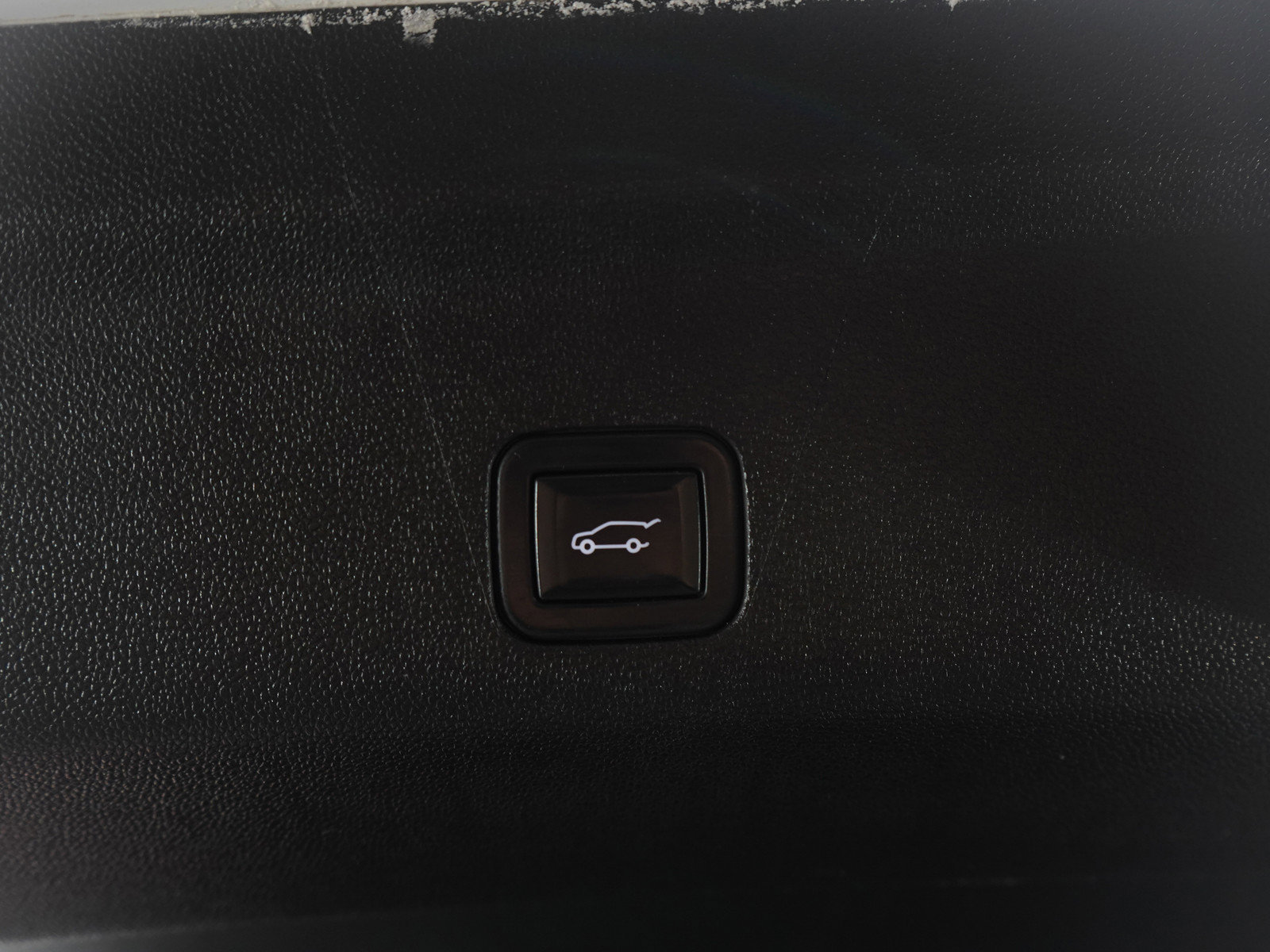 Used 2024 Chevrolet Tahoe Premier image 20