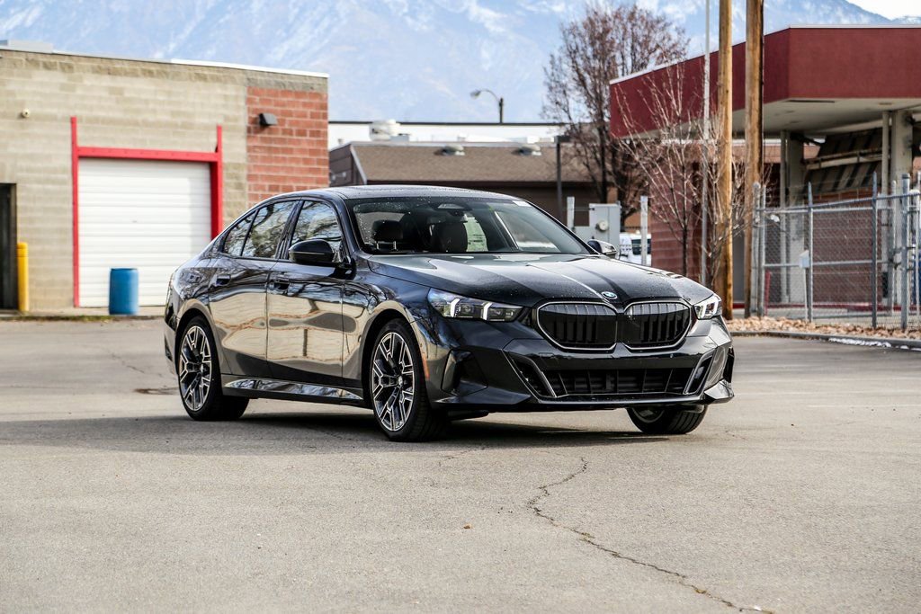 Used 2026 BMW 530i xDrive 530i xDrive w/ M Sport Package image 7