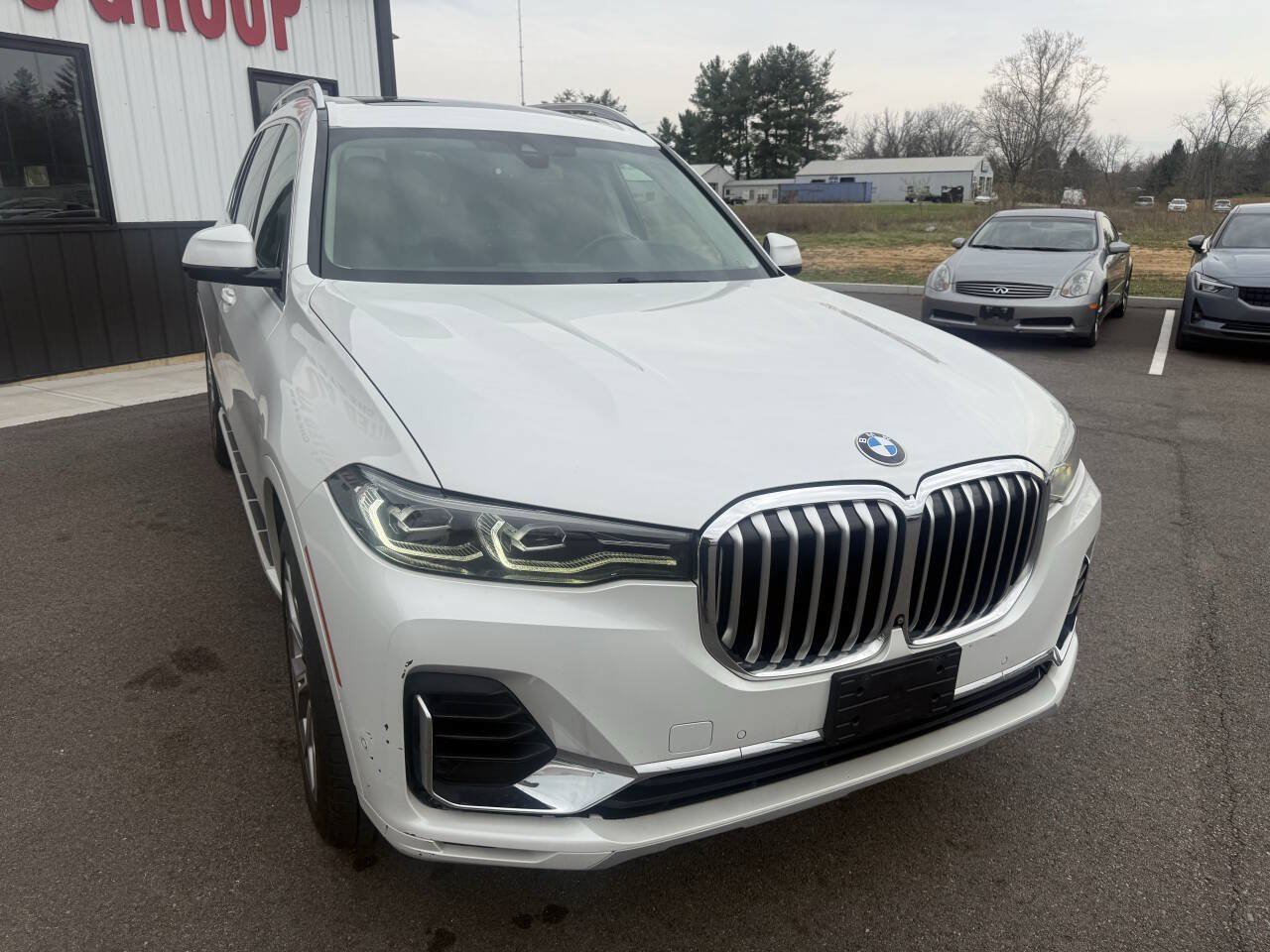 Used 2021 BMW X7 xDrive40i w/ Parking Assistance Package AWD/4WD image 4