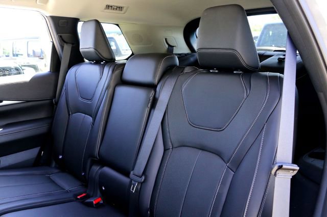 Used 2024 INFINITI QX60 Pure image 25