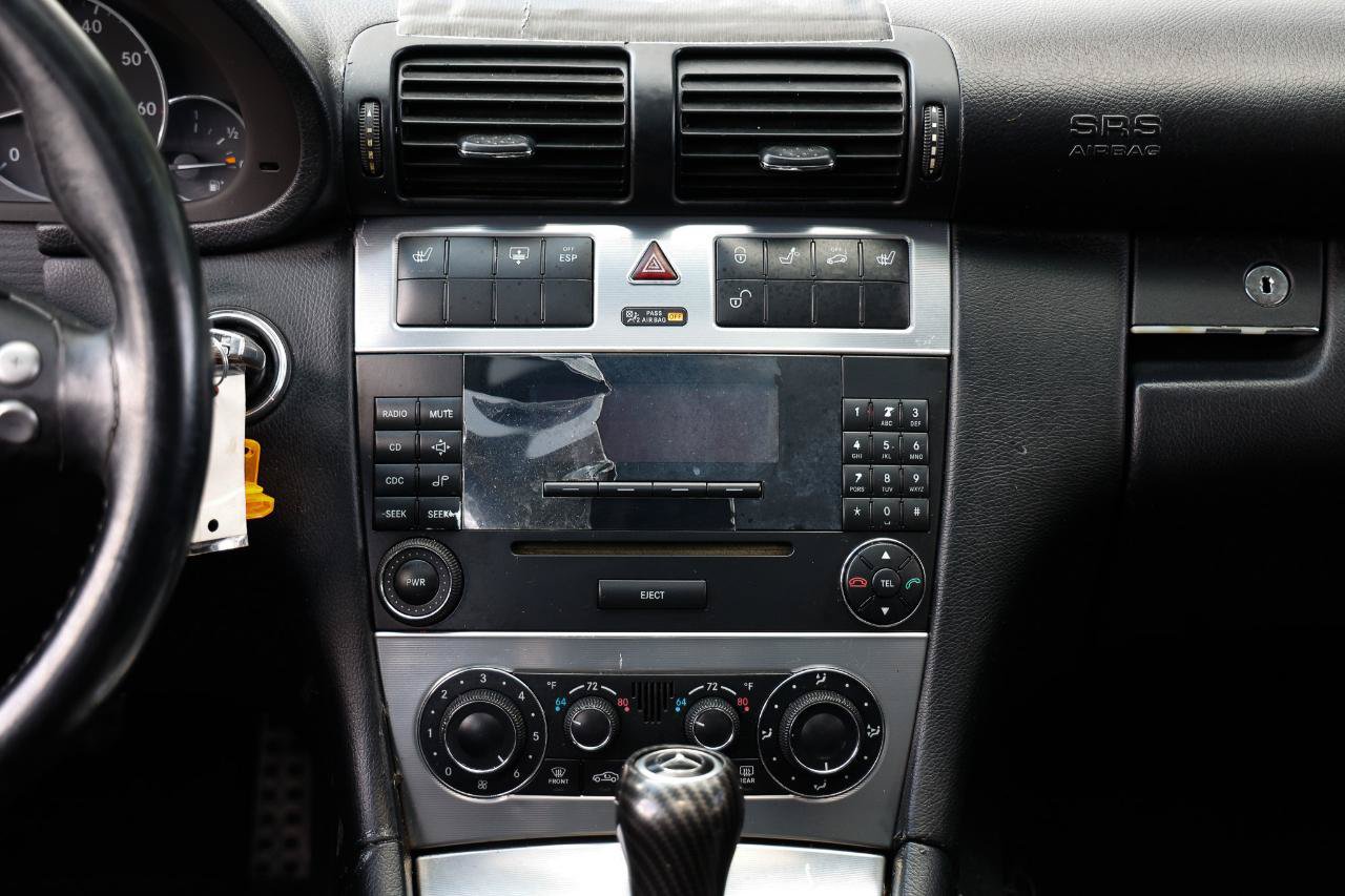 Used 2005 Mercedes-Benz C 230 Sedan image 32