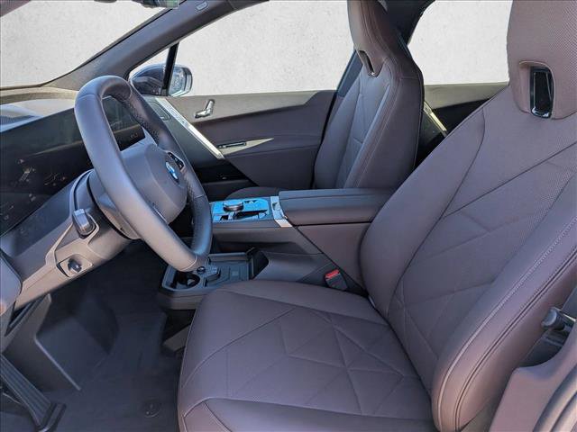 New 2026 BMW iX xDrive45 image 4