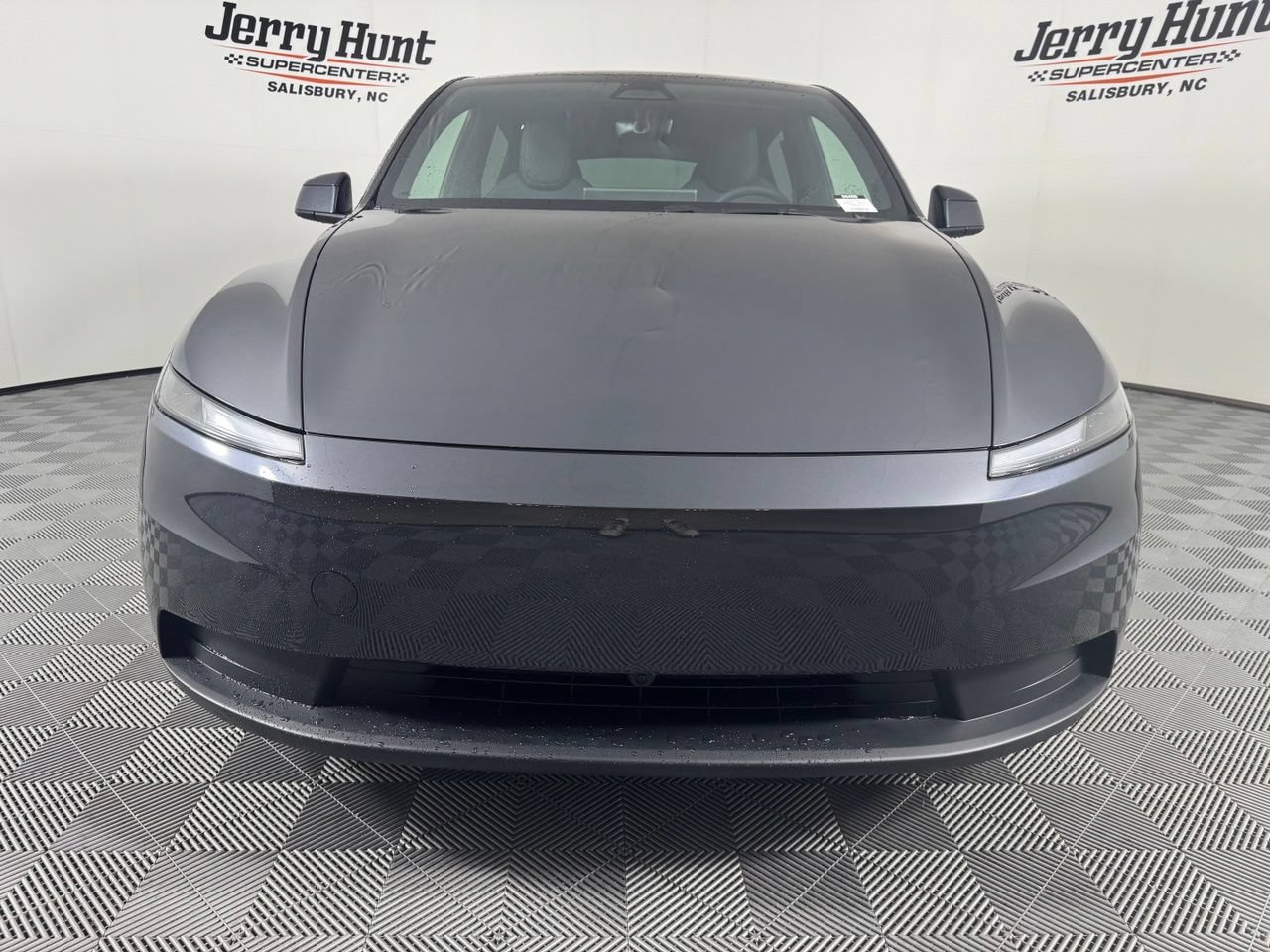 Used 2026 Tesla Model Y 2WD image 4