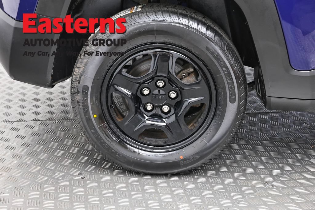 Used 2020 Jeep Renegade Sport AWD/4WD image 29