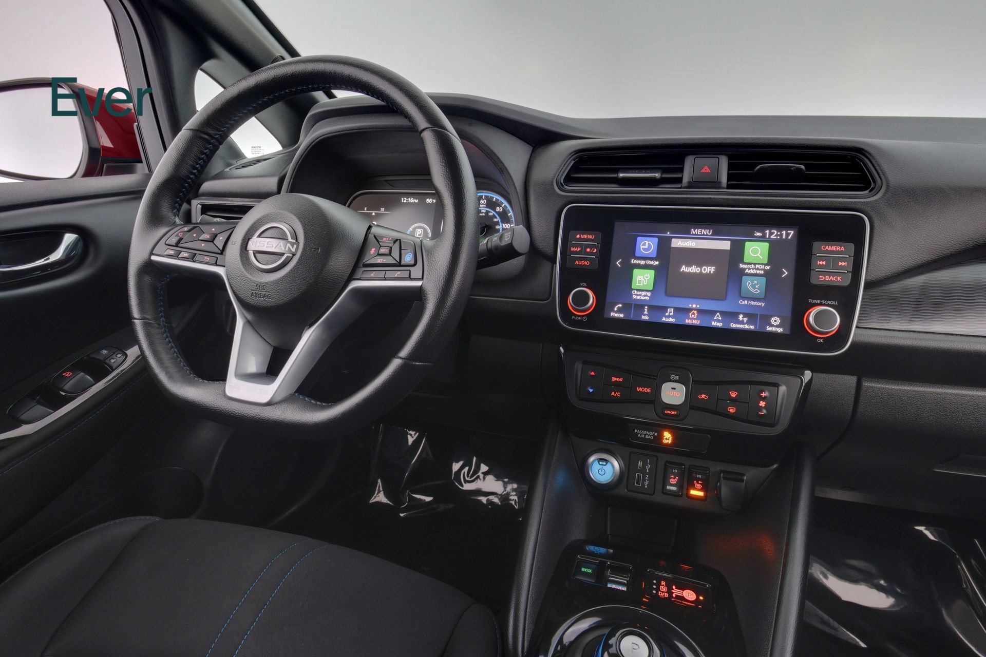 Used 2024 Nissan Leaf SV Plus FWD image 25