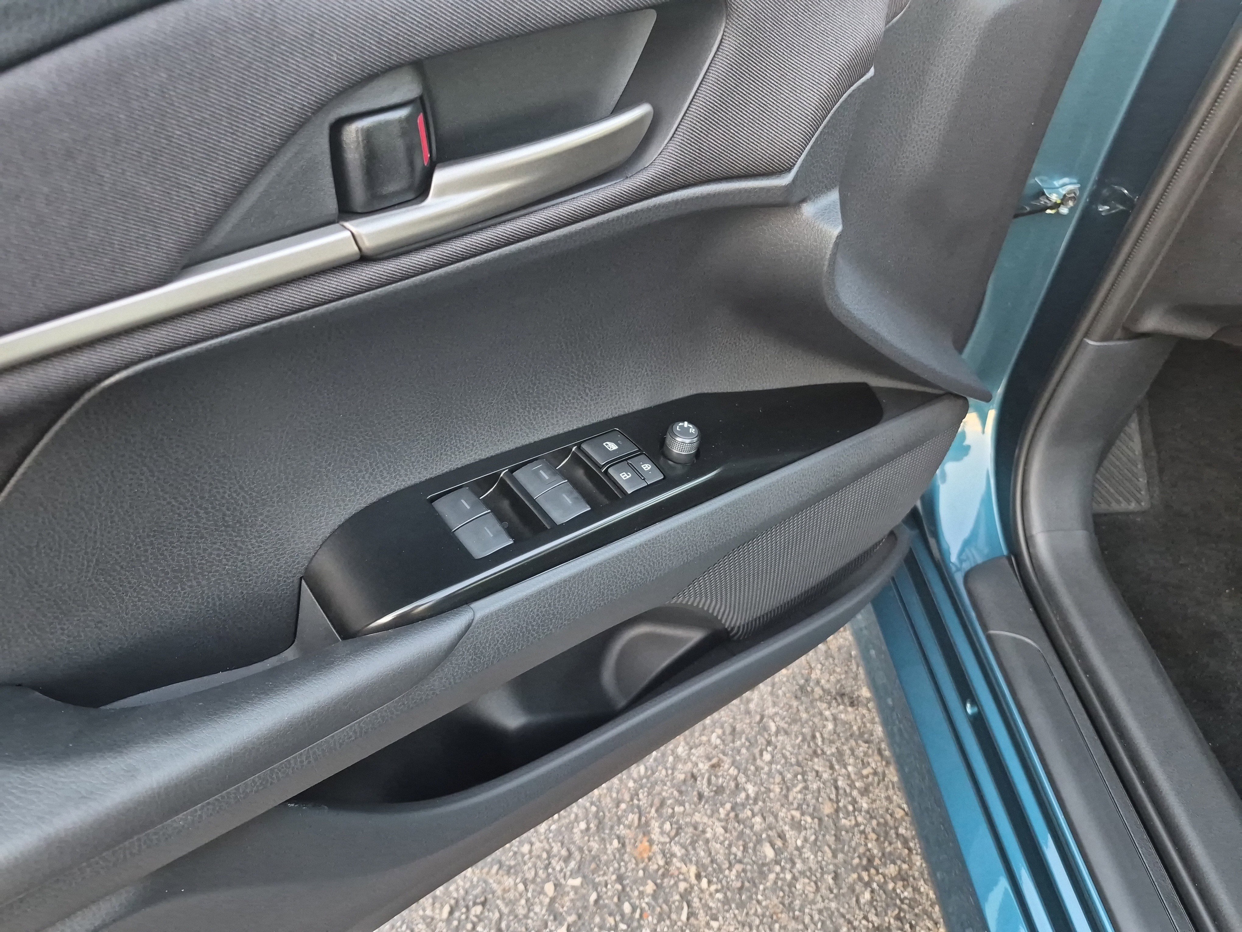 Used 2026 Toyota Camry LE image 11