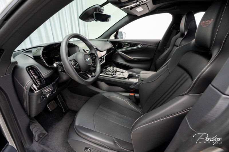 Used 2025 Aston Martin DBX 707 image 27