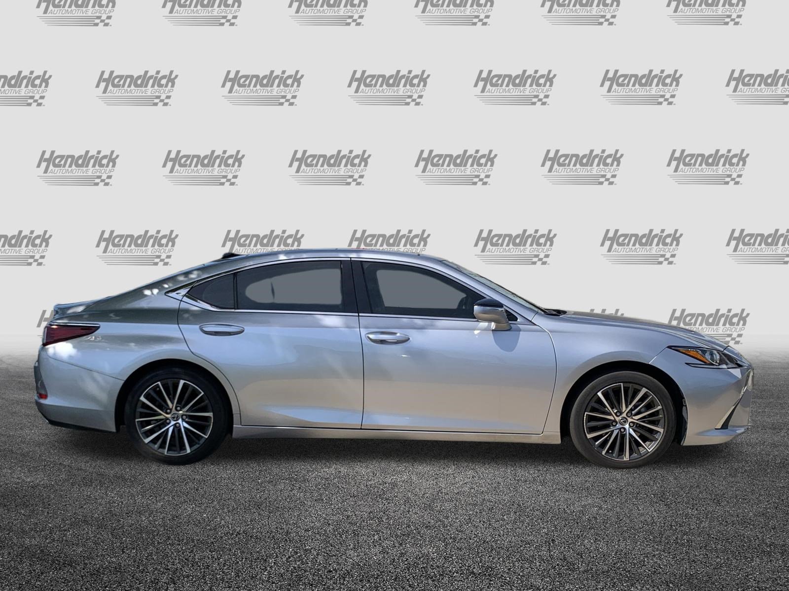Used 2023 Lexus ES 350 w/ Premium Package image 7