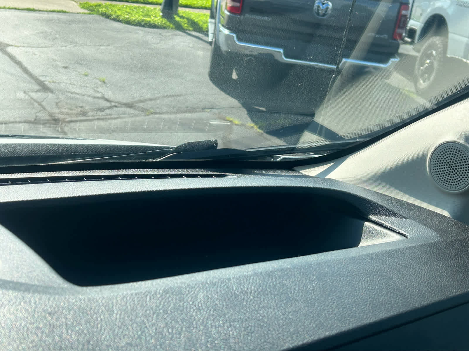 Used 2023 Ford Transit 250 w/ Load Area Protection Package image 35