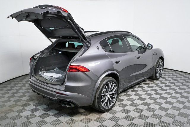 New 2026 Maserati Grecale Folgore AWD/4WD image 27