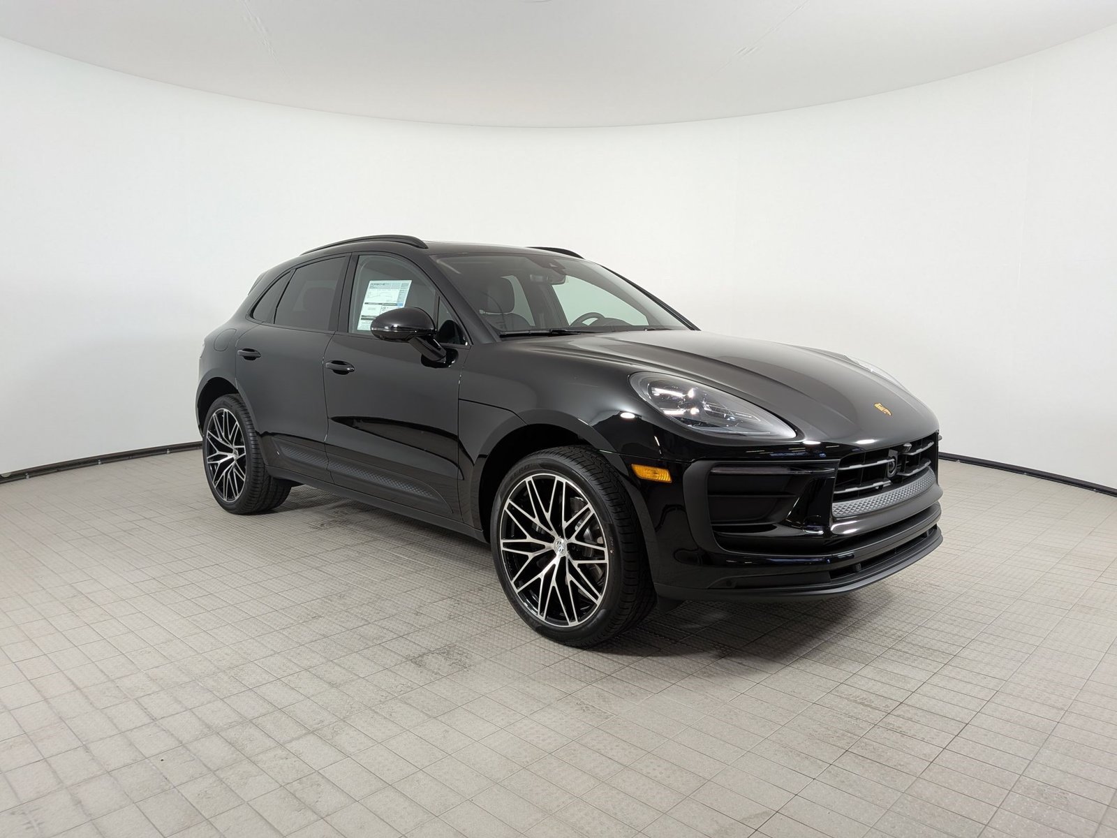 New 2026 Porsche Macan AWD/4WD image 7