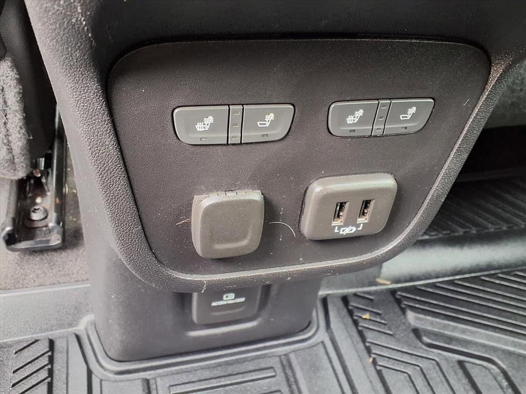 Used 2018 Chevrolet Equinox Premier FWD image 20