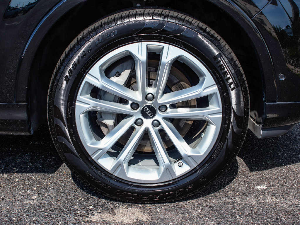 Used 2025 Audi Q7 2.0T Premium w/ Convenience Package AWD/4WD image 7
