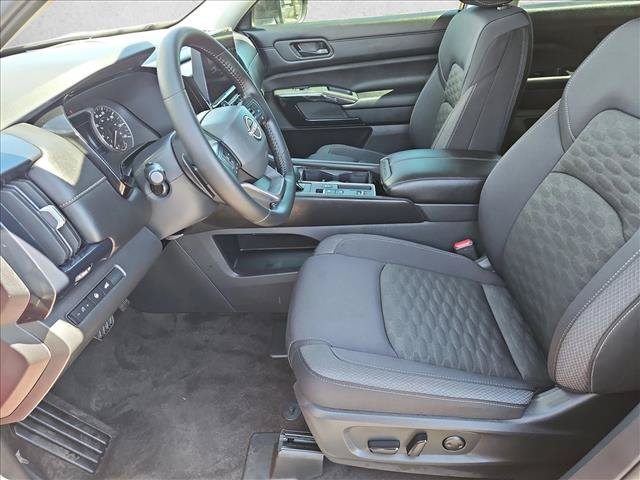 New 2026 Nissan Pathfinder SV FWD image 4