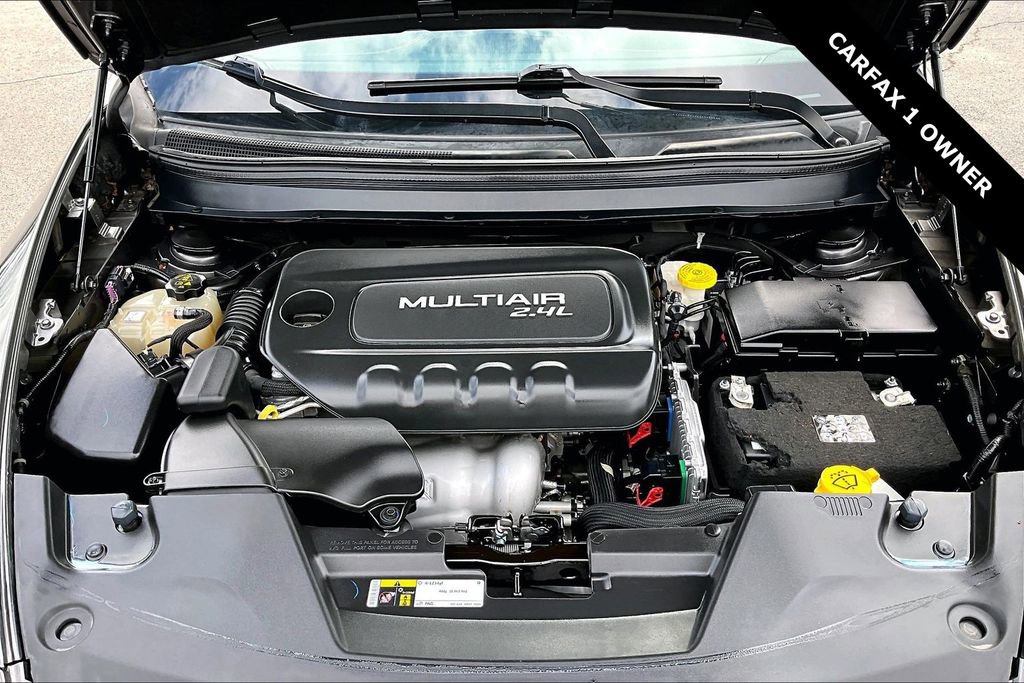 Used 2018 Jeep Cherokee Latitude w/ Altitude Package image 27