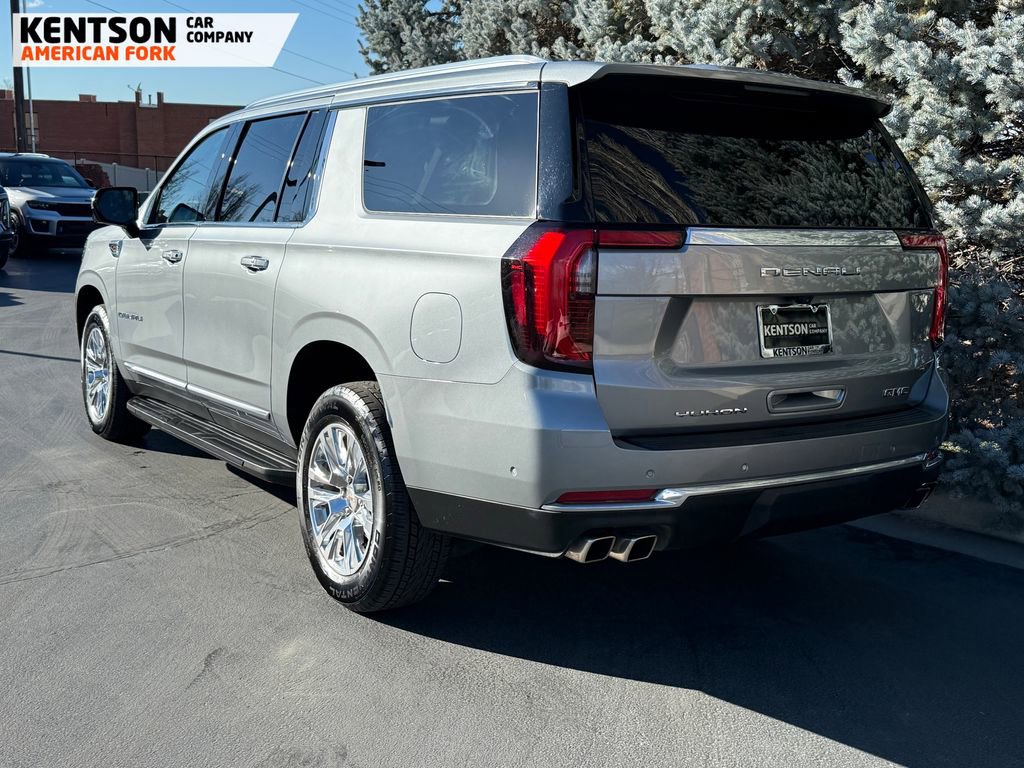 Used 2025 GMC Yukon XL Denali image 6