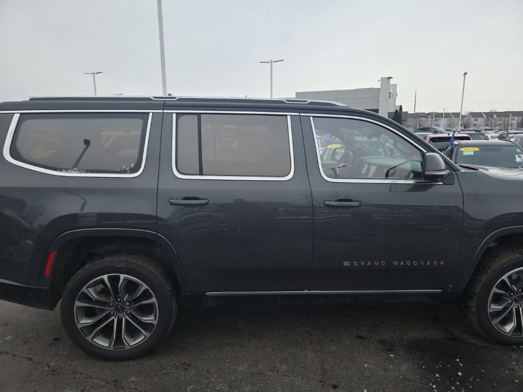 Used 2022 Jeep Grand Wagoneer Series III w/ Rear Seat Video Group 1 image 10