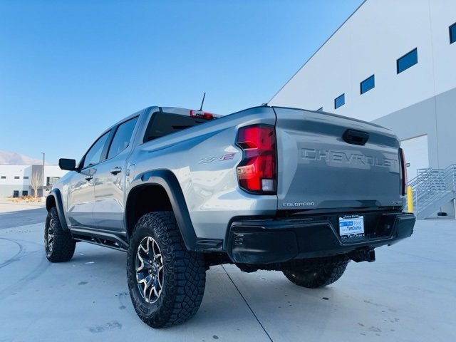 Used 2023 Chevrolet Colorado ZR2 w/ ZR2 Convenience Package III image 3