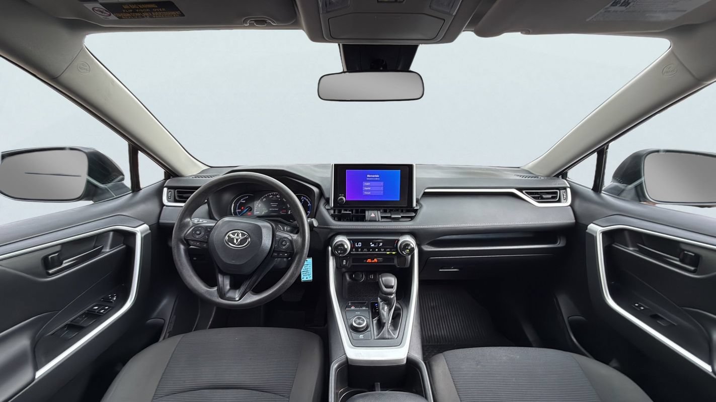 Used 2024 Toyota RAV4 LE AWD/4WD image 9