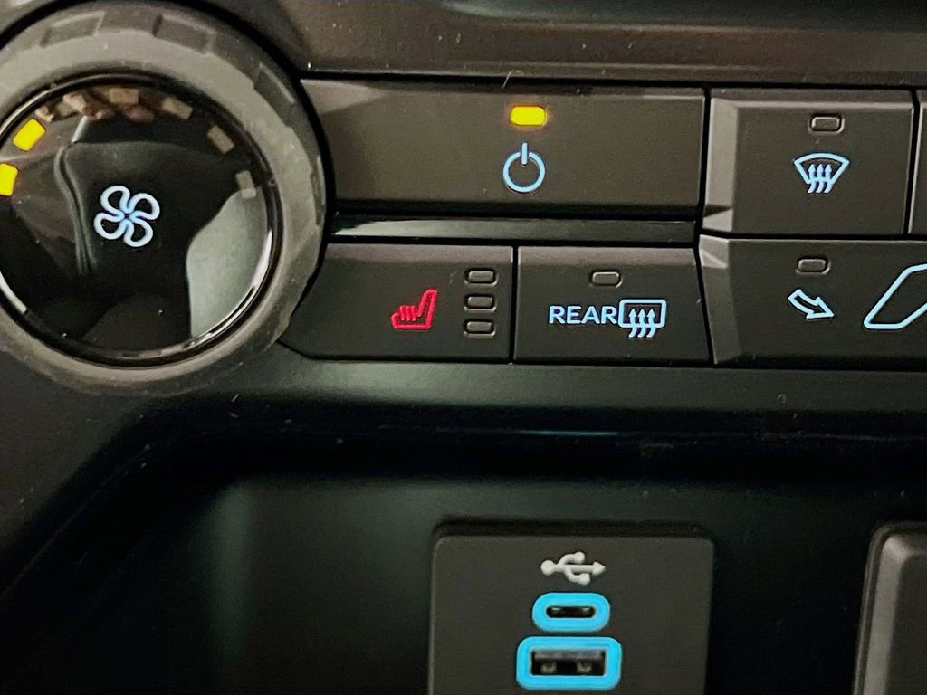 New 2025 Ford F350 XLT w/ Black Appearance Package image 24