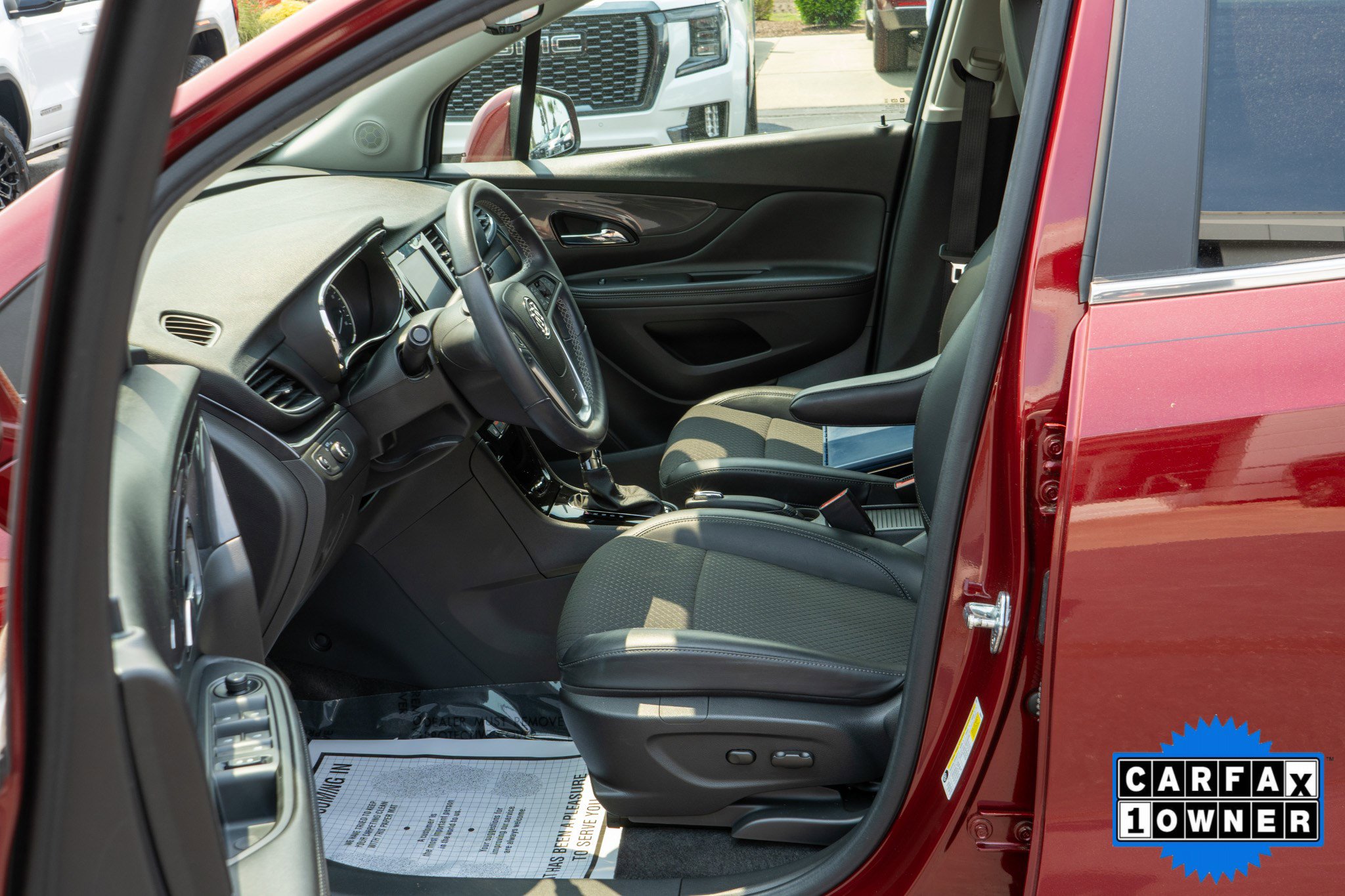 Used 2022 Buick Encore Preferred w/ Safety Package image 18