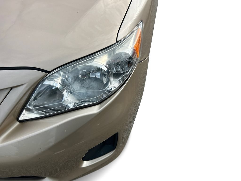 Used 2011 Toyota Corolla LE FWD image 30
