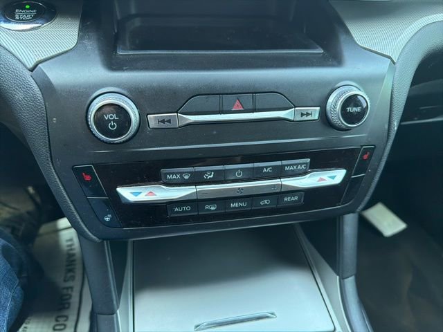 Used 2020 Ford Explorer XLT w/ Comfort Package image 21